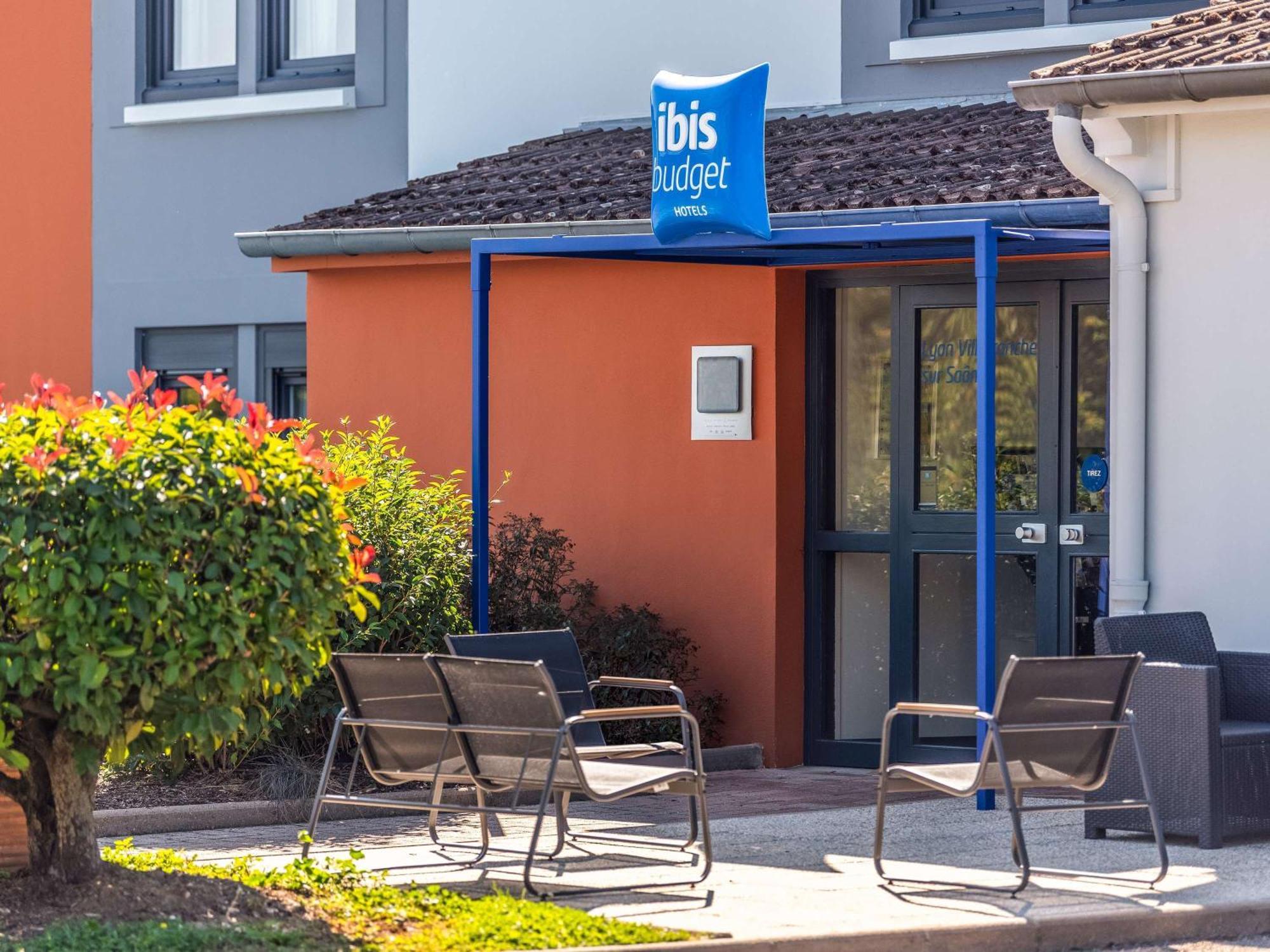 Ibis Budget Villefranche Limas ภายนอก รูปภาพ