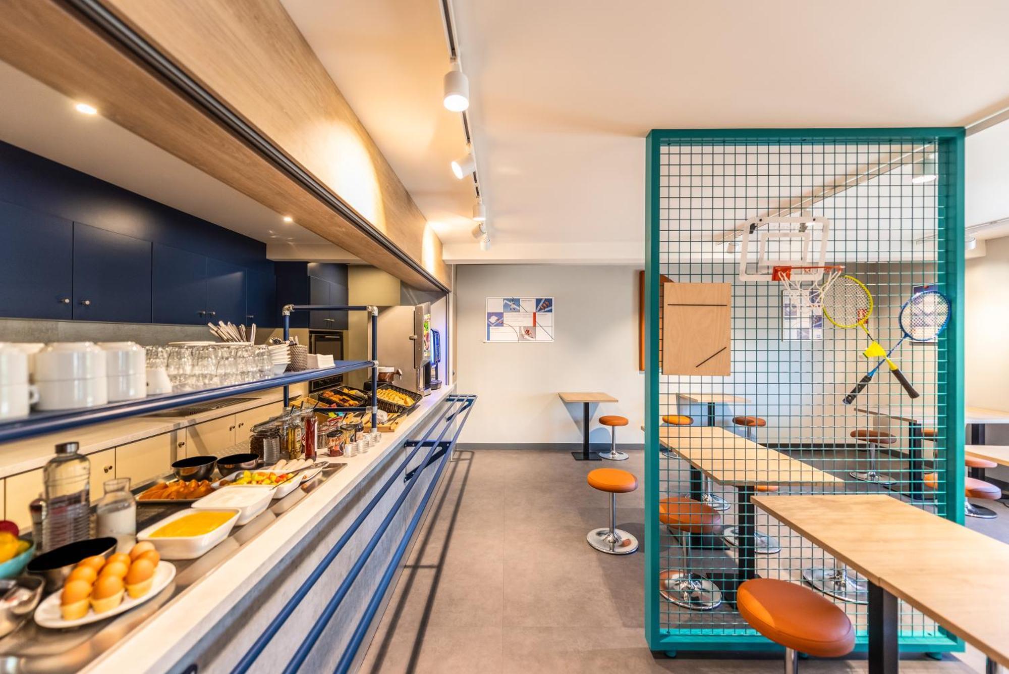 Ibis Budget Villefranche Limas ภายนอก รูปภาพ